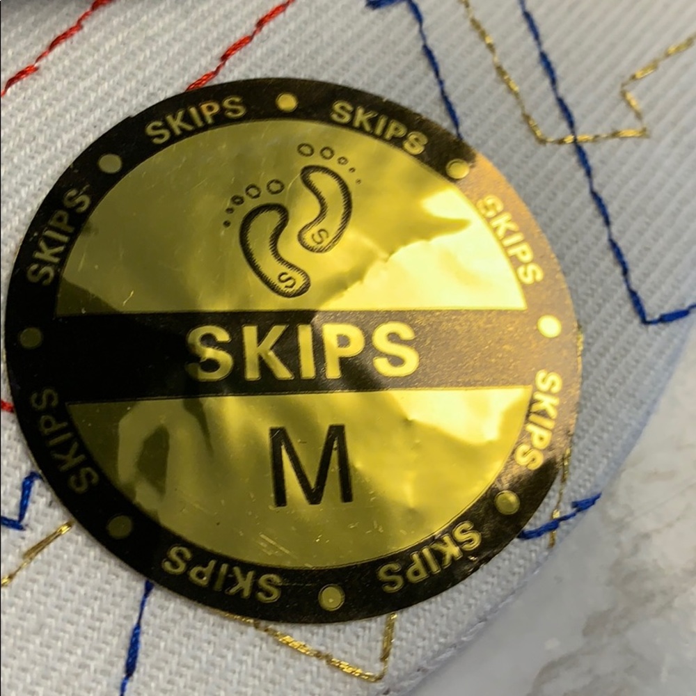 Skips white LA hat - medium - Picture 3 of 6